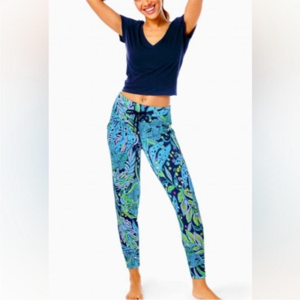 Lilly Pulitzer Blue and Green Patterned Pants/ Joggers
